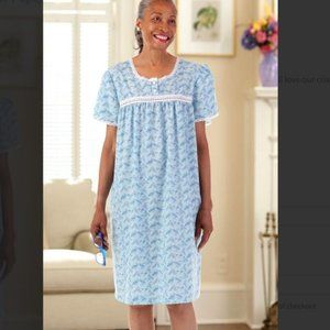 Adaptive clothing nightgown